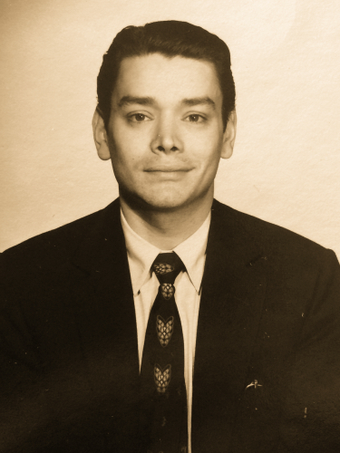 Richard looking spiffy in a suit.