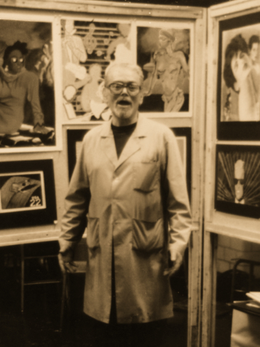 Richard in his signature smock.